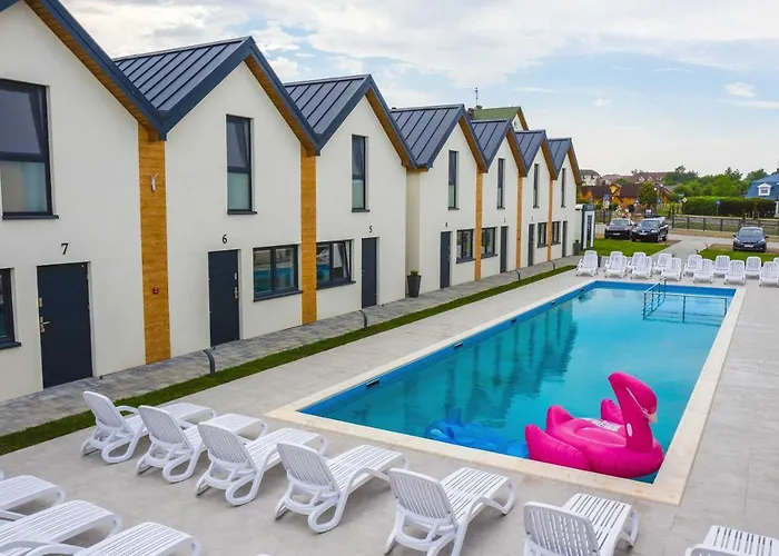 Amber 別荘 レバル